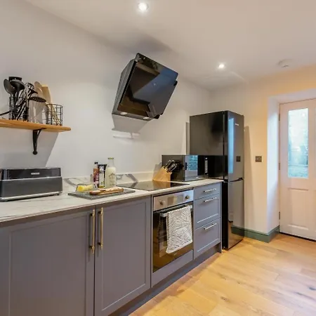 Semesterbostad Farm - *